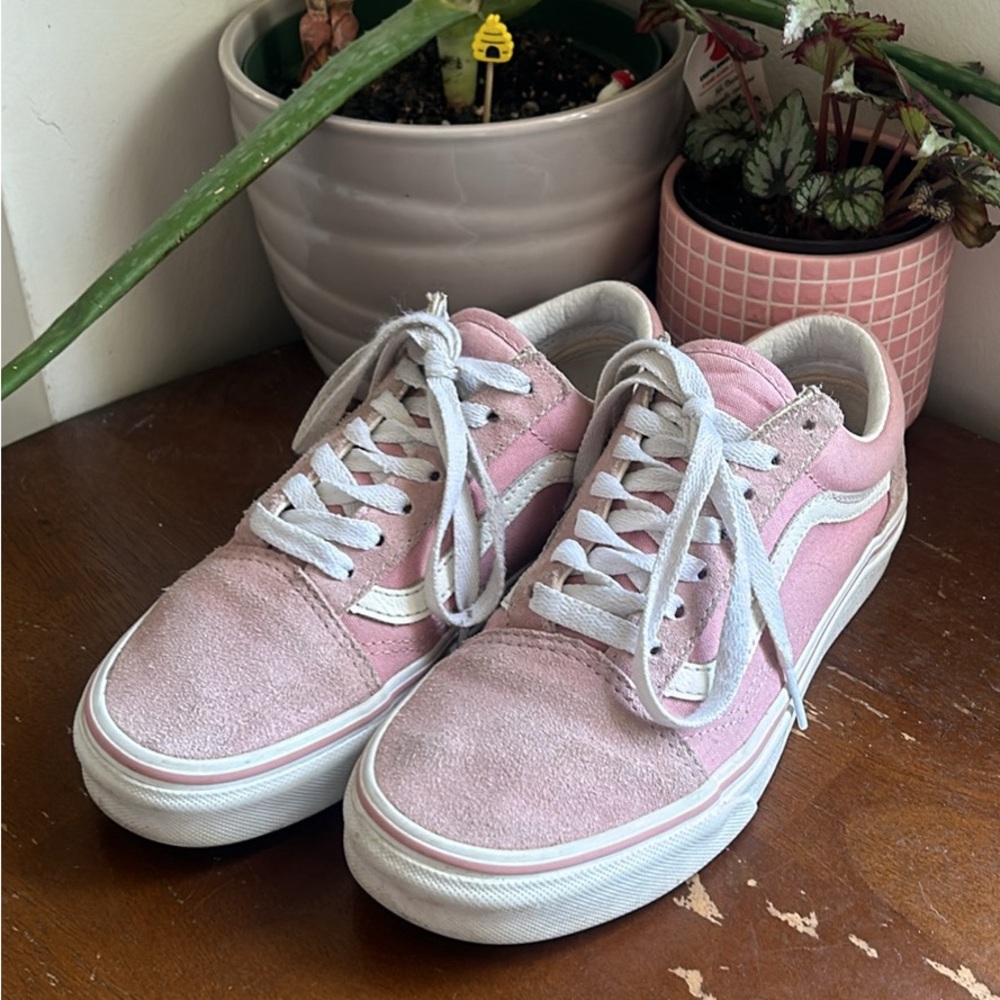 Vans old school sneaker pink women’s size 5.5